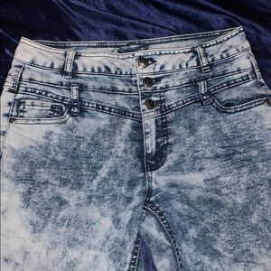 washed jeans